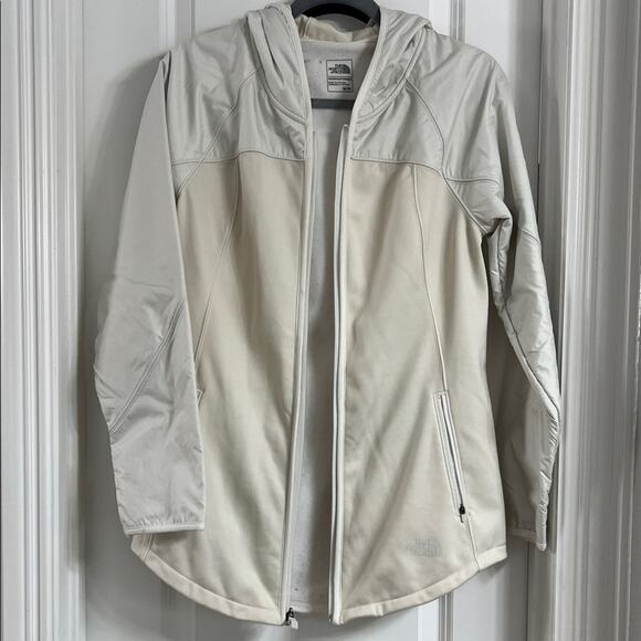 The North Face Women's Off-White Ski Jacket - Picture 5 of 10